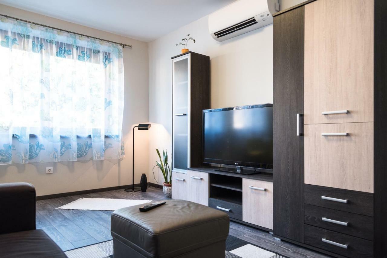 Alma Apartman Apartment Salgotarjan Luaran gambar